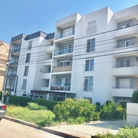 Appartamento Mamaia Nord Năvodari Esterno foto